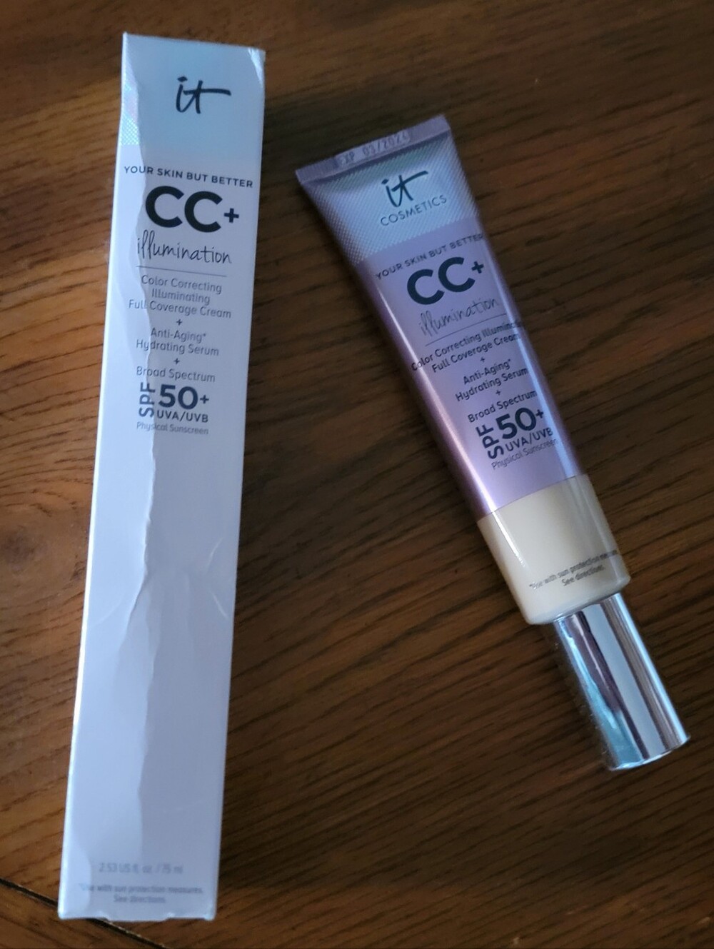 it cosmetics CC+ Illumination Cream SPF 50+ - Medium